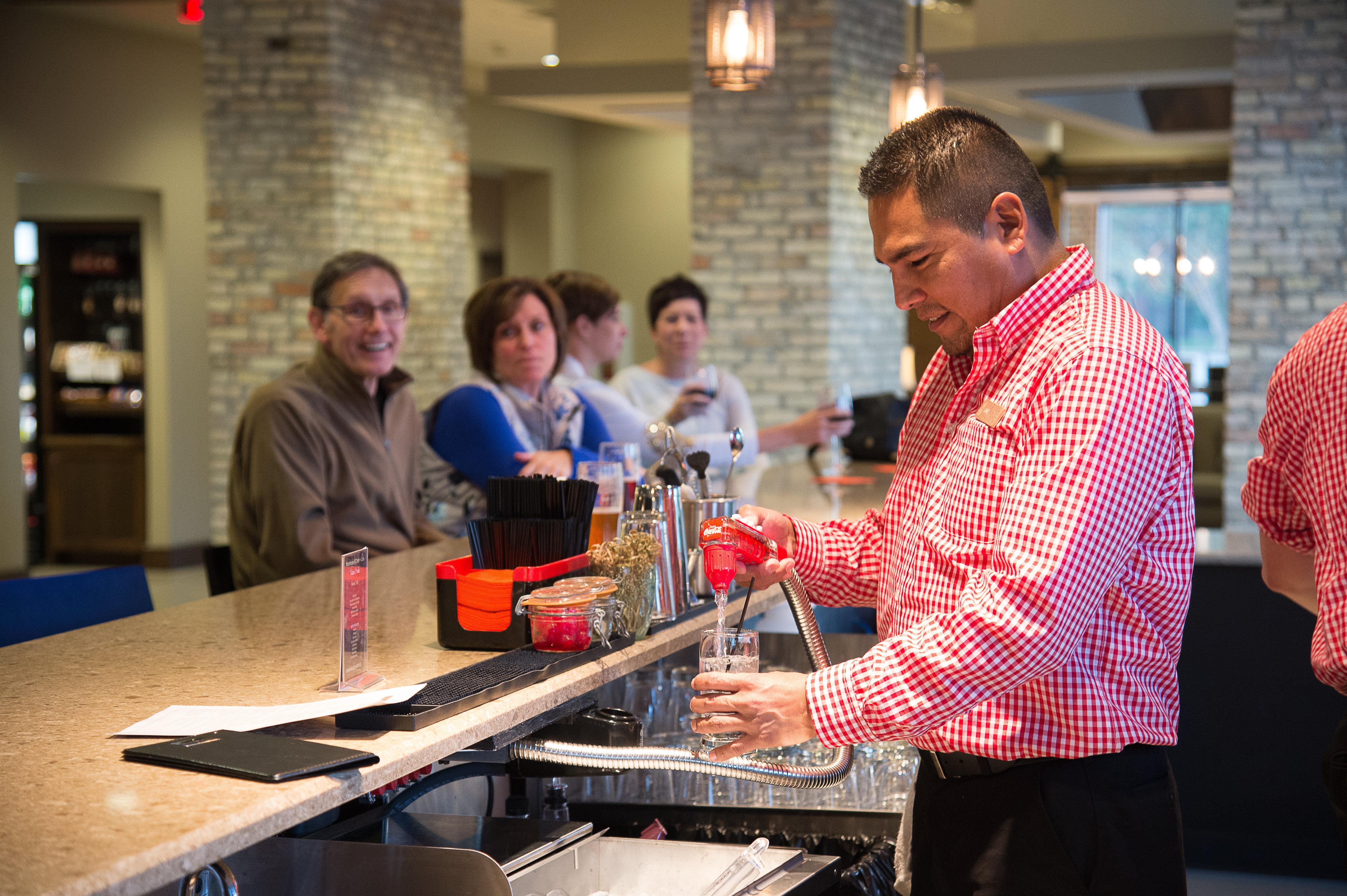 Hotel Indigo Traverse City By Ihg Buitenkant foto