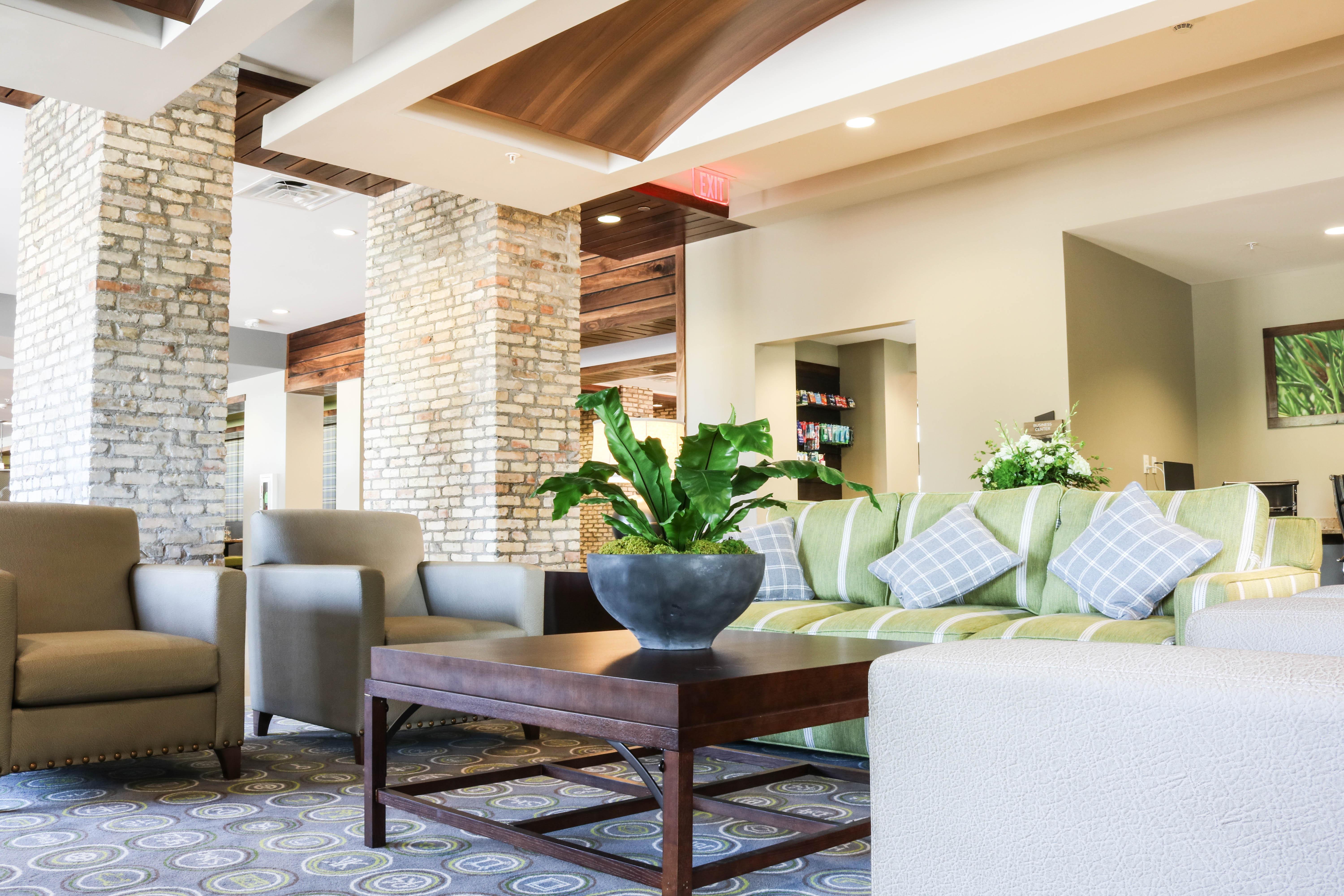 Hotel Indigo Traverse City By Ihg Buitenkant foto